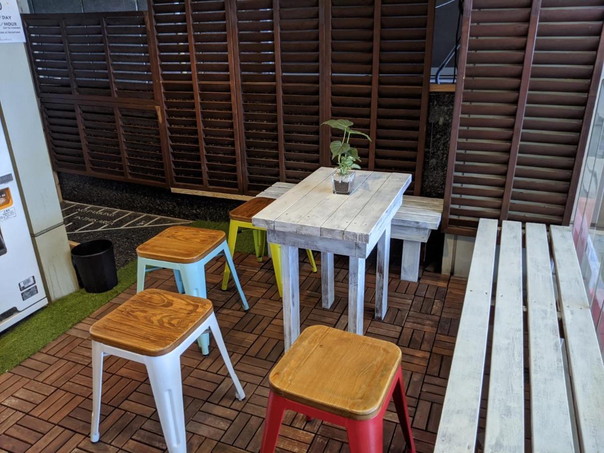 外国人staffがいるinternationalなhostel - Osaka Hana Hostel - Exterior photo