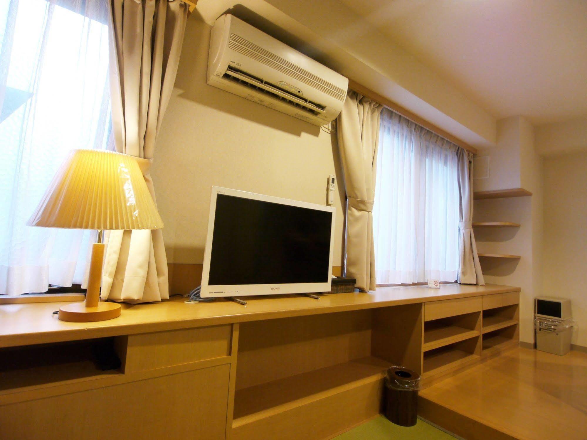 外国人staffがいるinternationalなhostel - Osaka Hana Hostel - Exterior photo