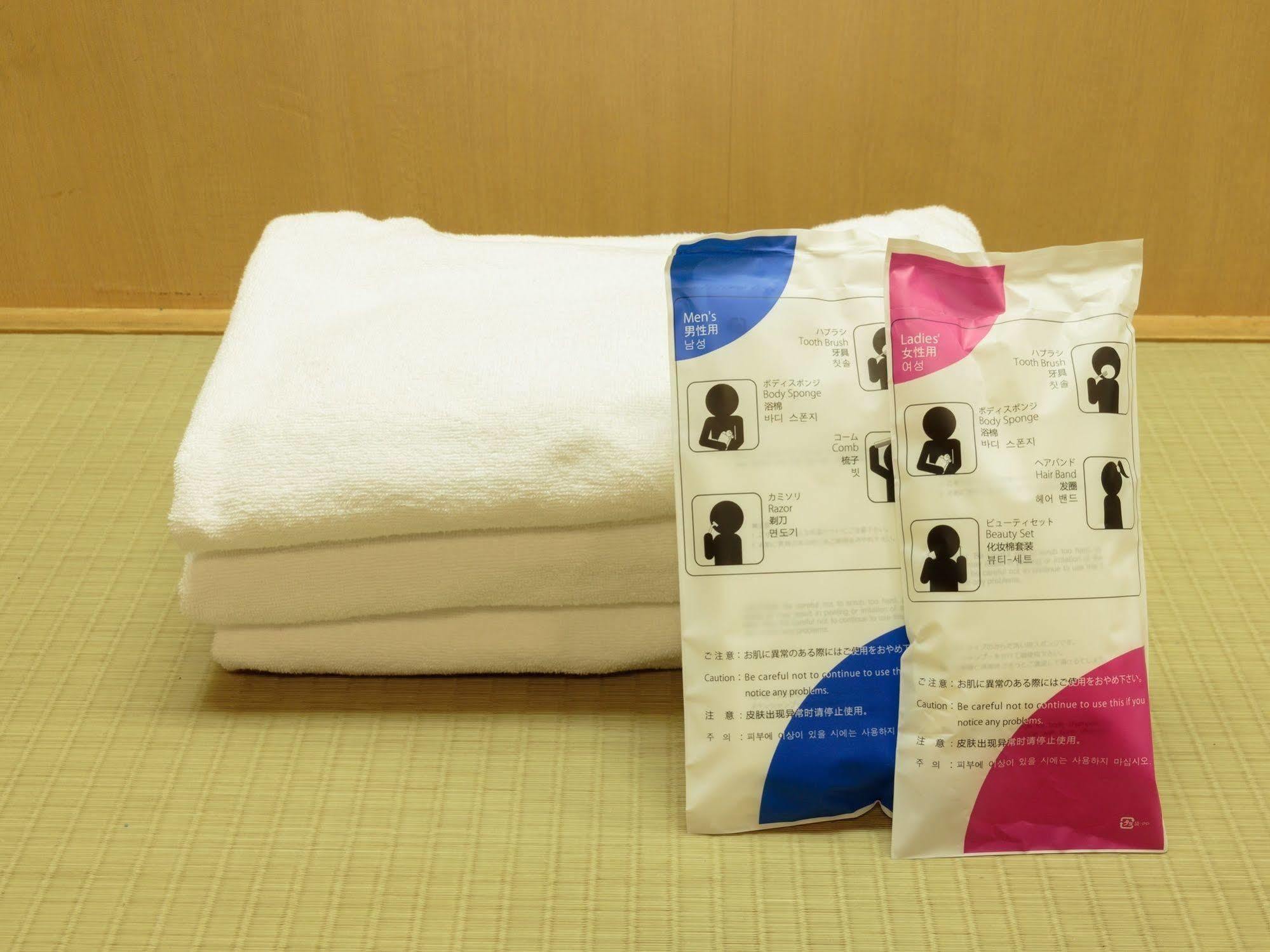 外国人staffがいるinternationalなhostel - Osaka Hana Hostel - Exterior photo